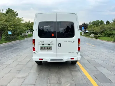 大通 V80