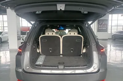 Li Auto L9