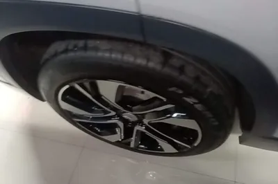 Nio EC6