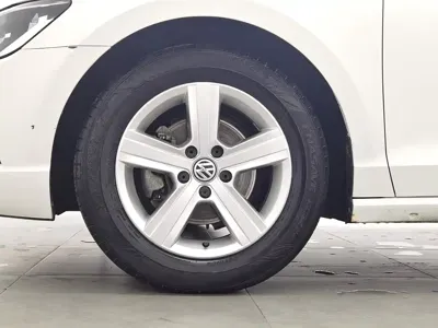 Volkswagen Lamando