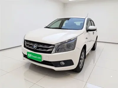 Venucia T70