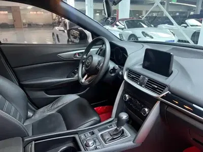 Mazda CX-4