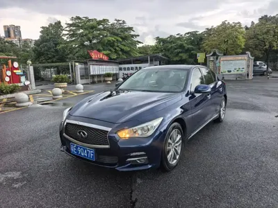 Infiniti Q50L