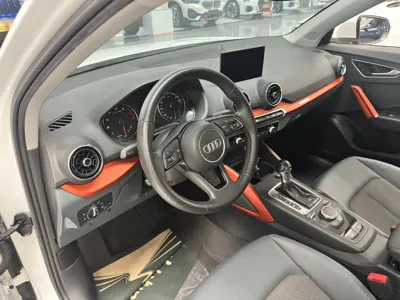 Audi Q2L