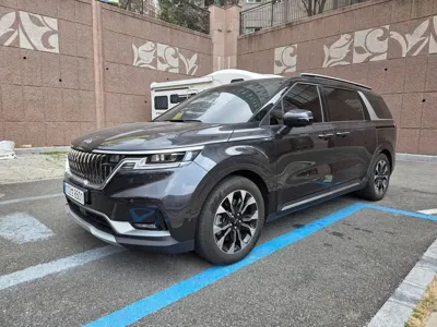 Kia Canival