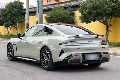 Xiaomi Auto SU7