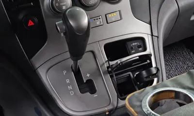 Hyundai Starex