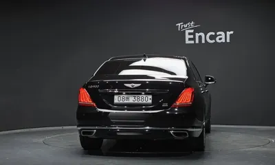 Genesis EQ900