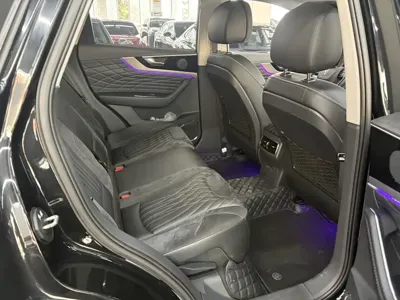 Hongqi Hongqi HS5