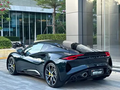 Lotus Emira