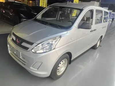 Wuling Rongguang V
