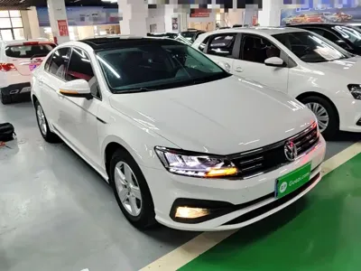 Volkswagen Lamando