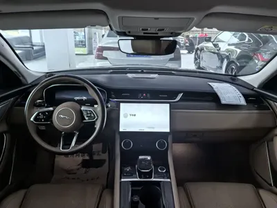 Jaguar XFL