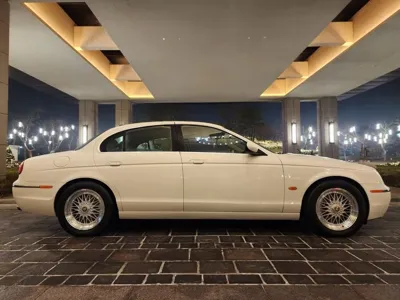 Jaguar S-type