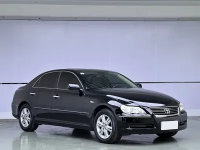 Toyota Reiz