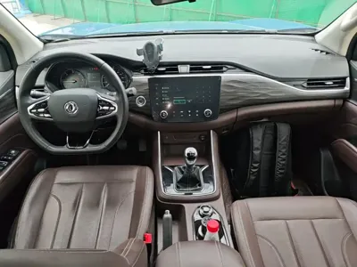 Dongfeng Rich 7