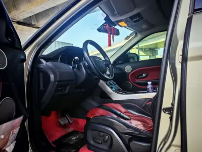 Land Rover Evoque (Import)