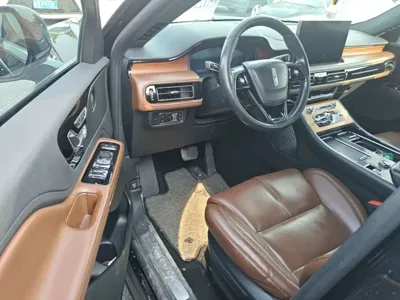 Lincoln Aviator