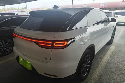 Leapmotor C11