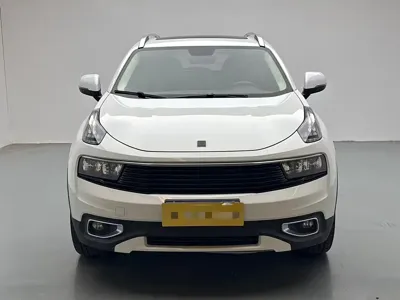 Lynk & Co 01
