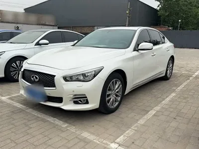 Infiniti Q50L