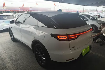 Leapmotor C11