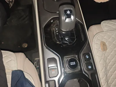 Geely ICON