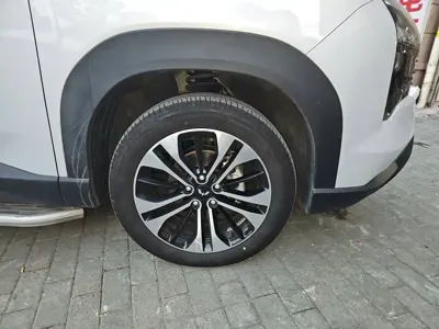 Wuling Xingguang 560