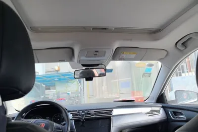 Roewe i5