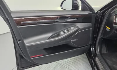 Genesis EQ900