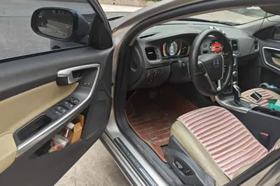 Volvo S60