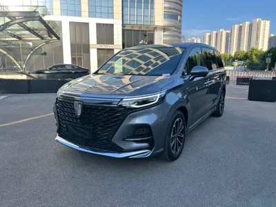 Roewe iMAX8