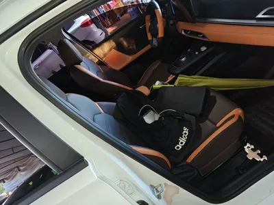 BYD e2
