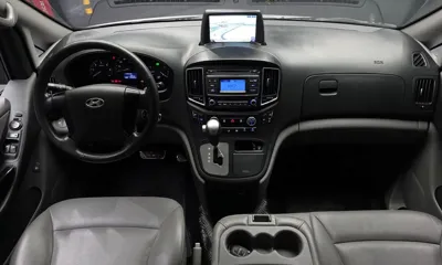 Hyundai Starex