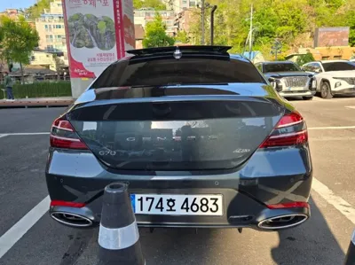 Genesis G70