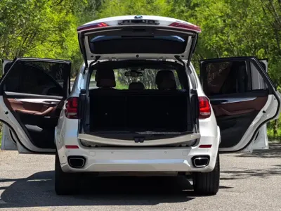 BMW X5 (Import)