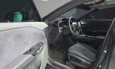 Lexus RZ