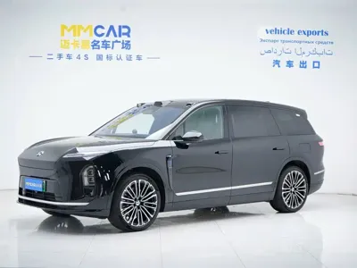 Nio ES8