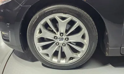 Ford Taurus