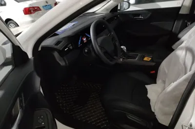 Roewe i5