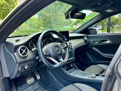 Mercedes-Benz CLA (Import)