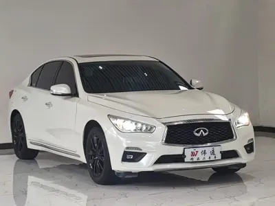 Infiniti Q50L