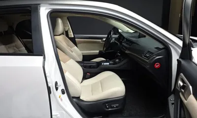 Lexus CT200h