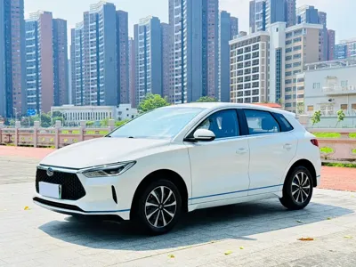 BYD e2