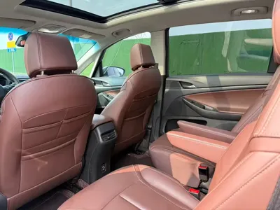 Buick GL6