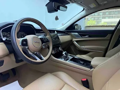 Jaguar XFL