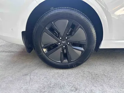 Li Auto Li L6