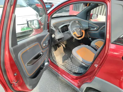 Baojun E100