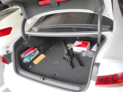 Audi A7L