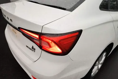 Roewe i5